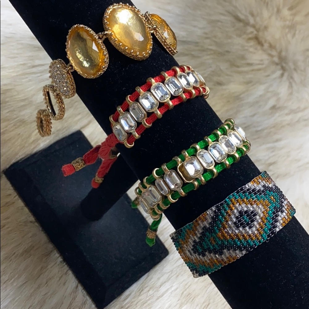 Express Francesca’s Bracelet Lot Crystal Beaded Gold Tone 4 Pc NWOT